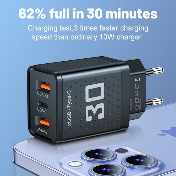 Mobile phone charger 2.4A PD+2 USB charging head Travel charging head - Image 3